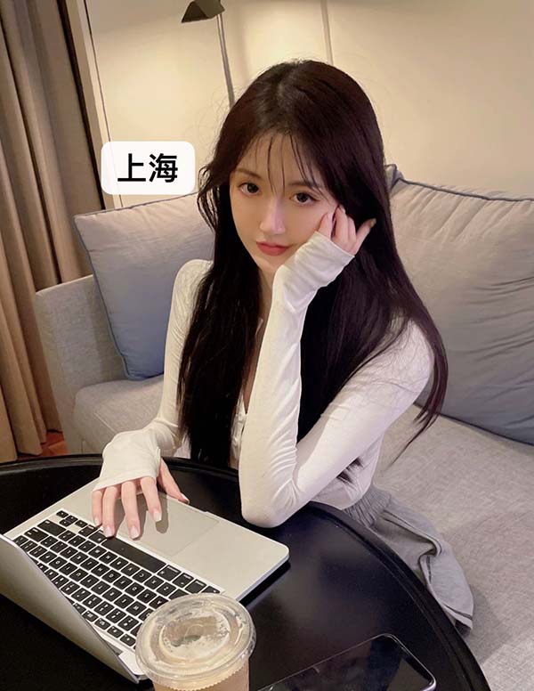 多伦多外围女经纪人