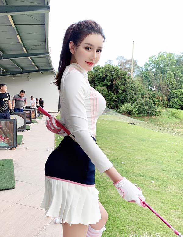 伦敦围经纪人微信